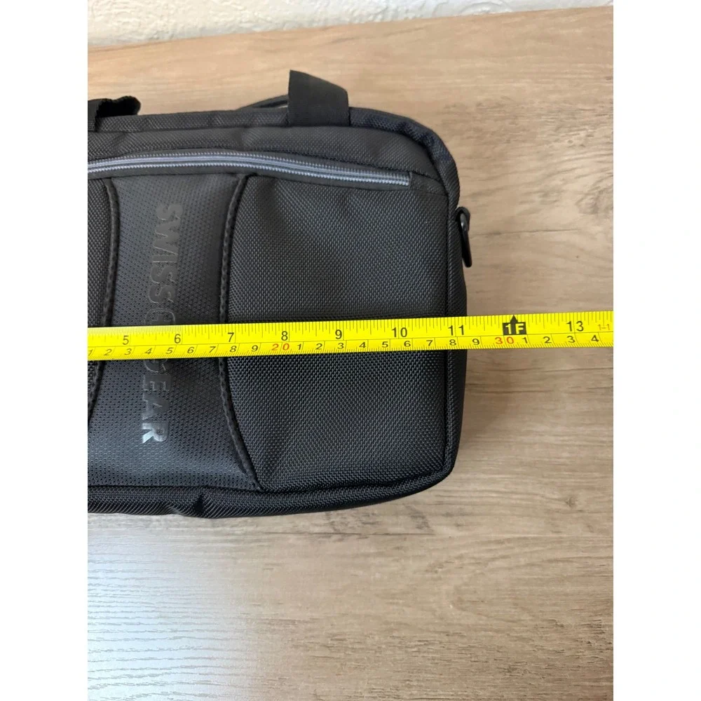 SwissGear Laptop Tablet Bag Unisex Small Black Excellent Professional Briefcase